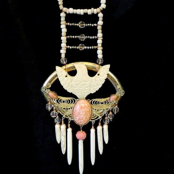 Artistic Whit Jewelry - Lovely Dovely Necklace